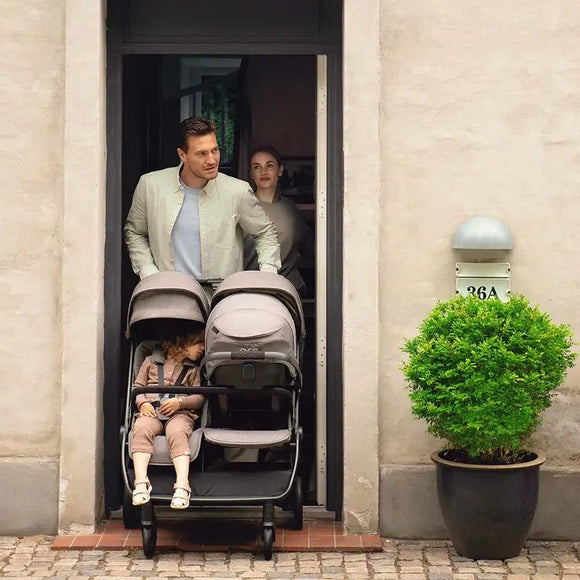 Nuna trvl dubl Double Stroller