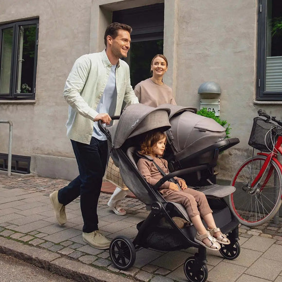 Nuna trvl dubl Double Stroller
