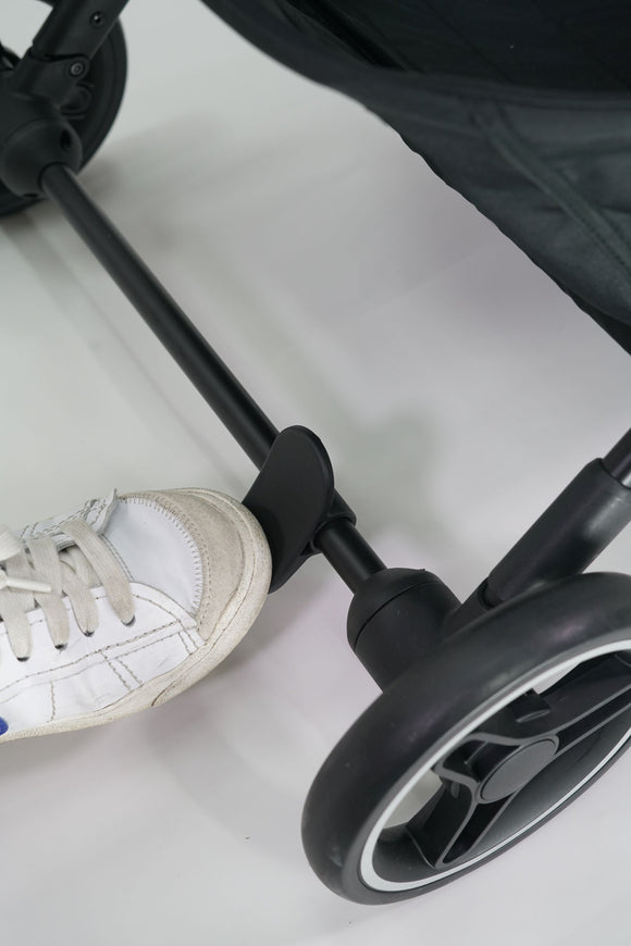 Hamilton T1 Turnable Stroller