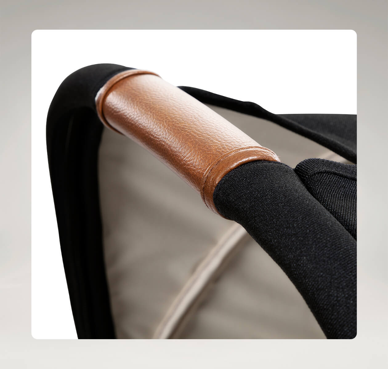 Joie Signature Calmi R129 Car Seat (1-Year Warranty)