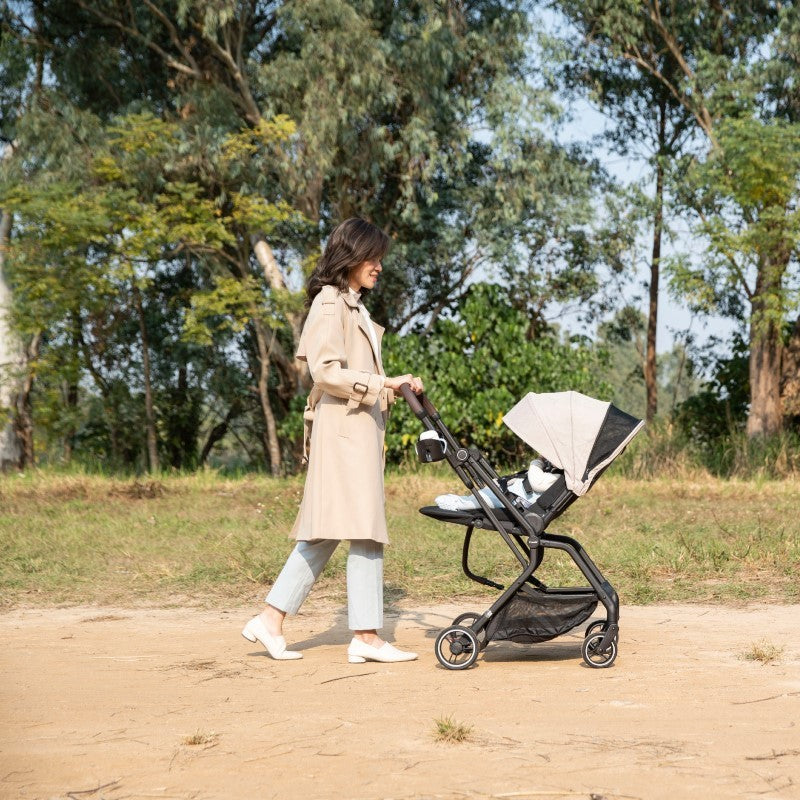Combi Citta 2-Way Auto Folding Baby Stroller