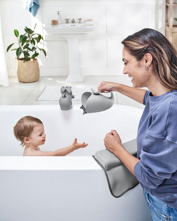 Skip Hop Moby Waterfall Bath Rinser