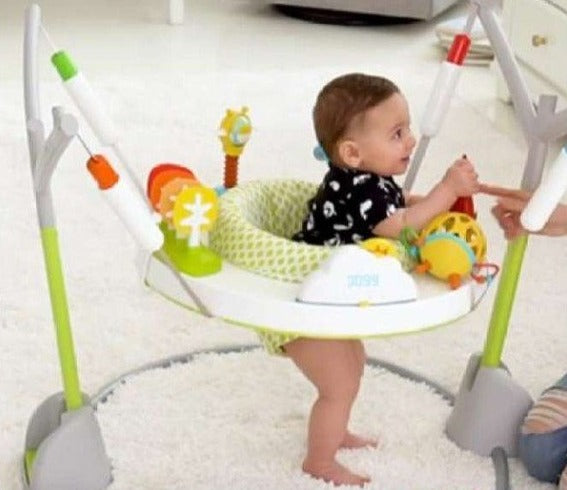 Skip Hop Explore & More Jumpscape Foldaway Jumper (74cm)