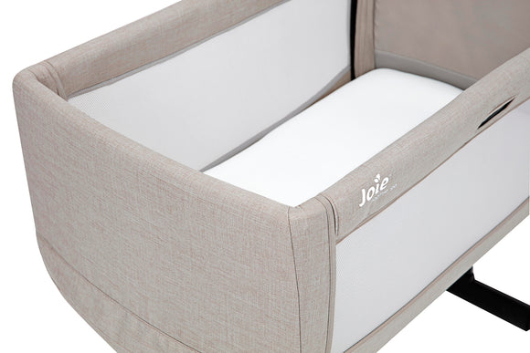 (NEW) Joie Roomie™ Go Bedside Crib (1-Year Warranty)