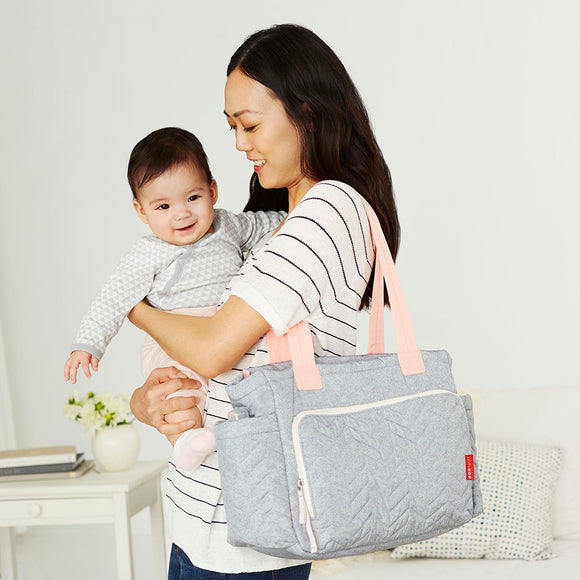 Skip Hop Five Star Mommy Tote Bag